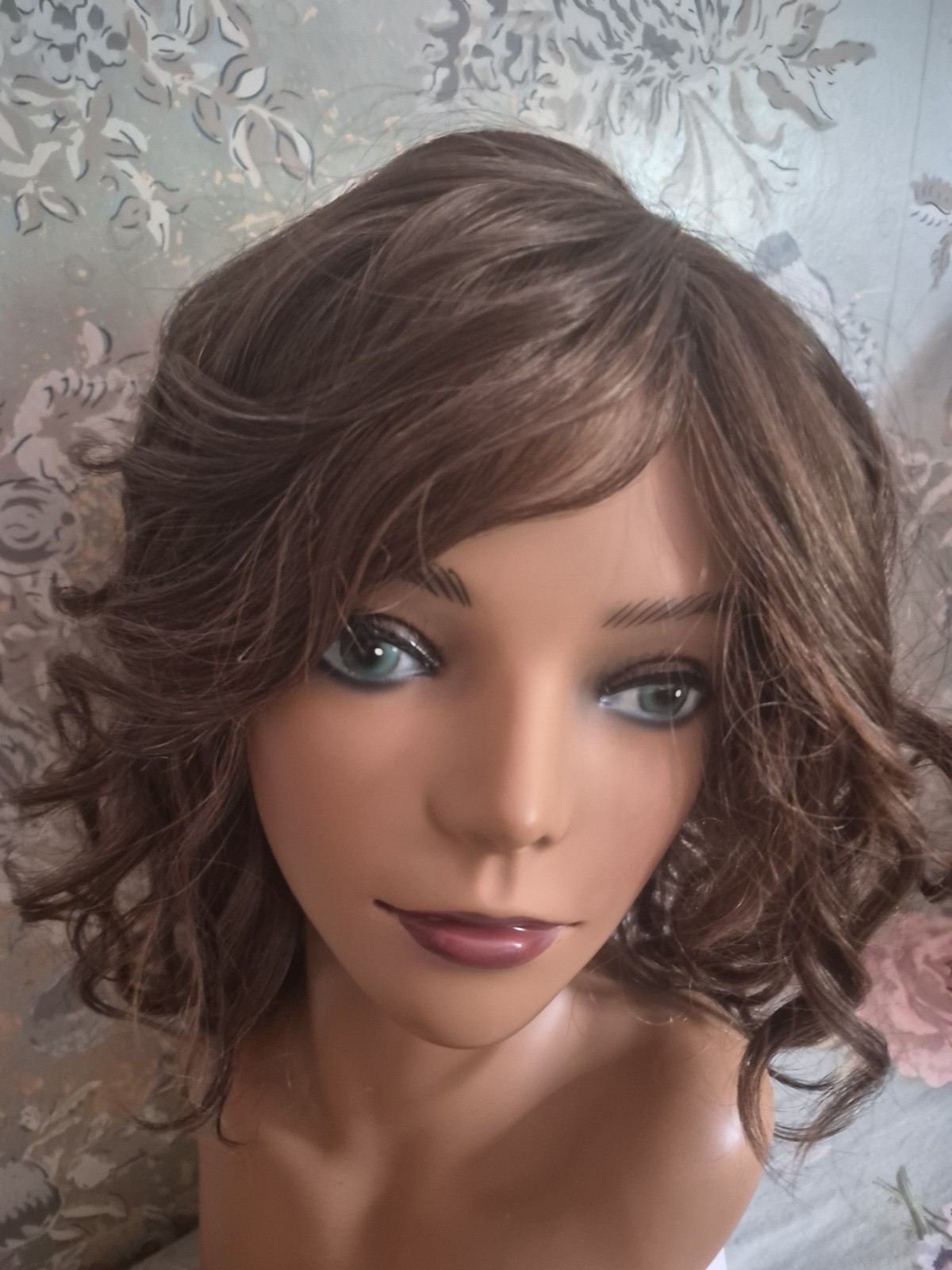 Gabor Radiant Beauty Lace Front Curly Synthetic Wig GL6-30 Mahogany Medium