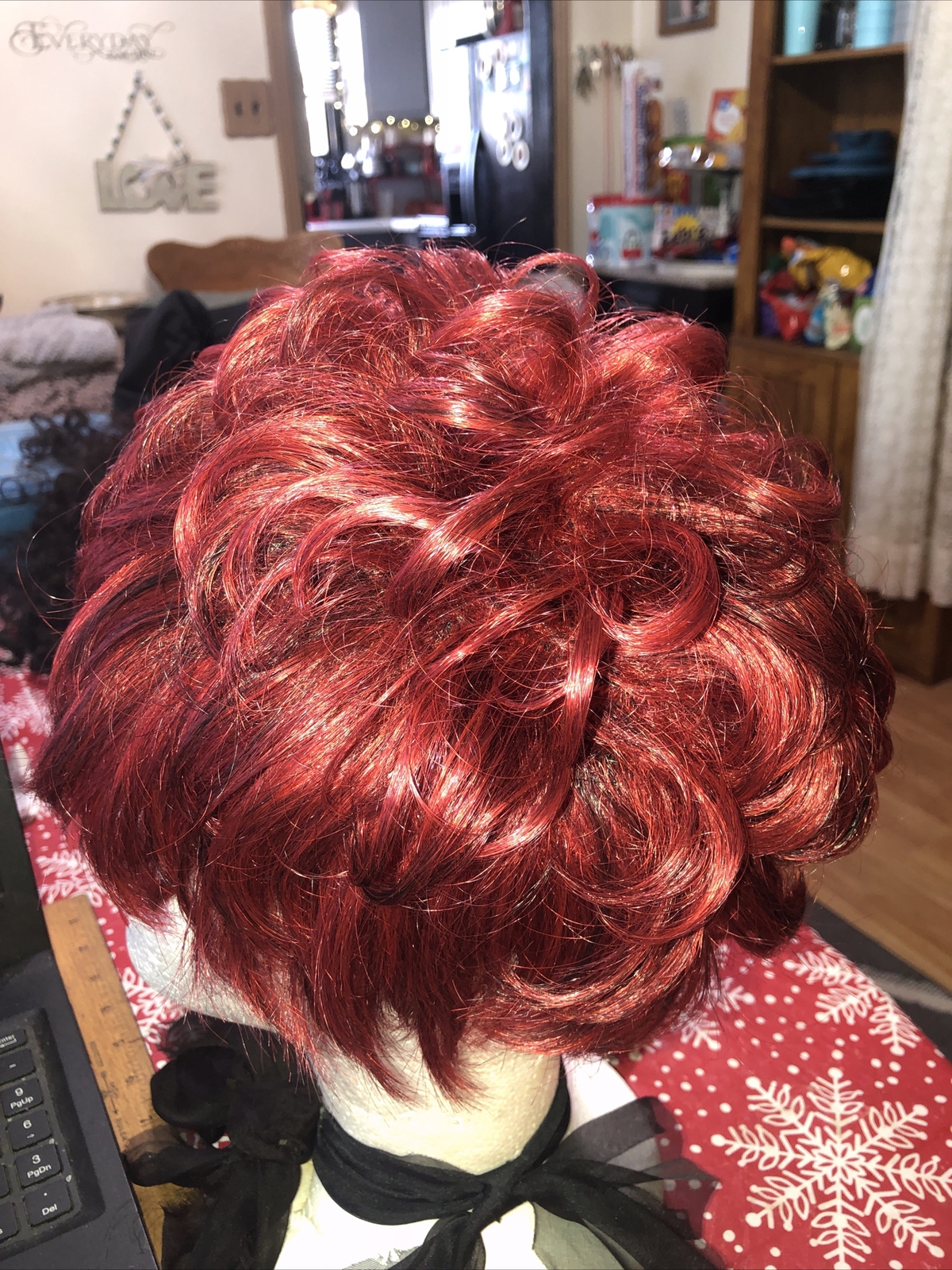 Isis Collection Red Carpet Short Red Hair Style: Nelly Color: FS1B-RED Brand New