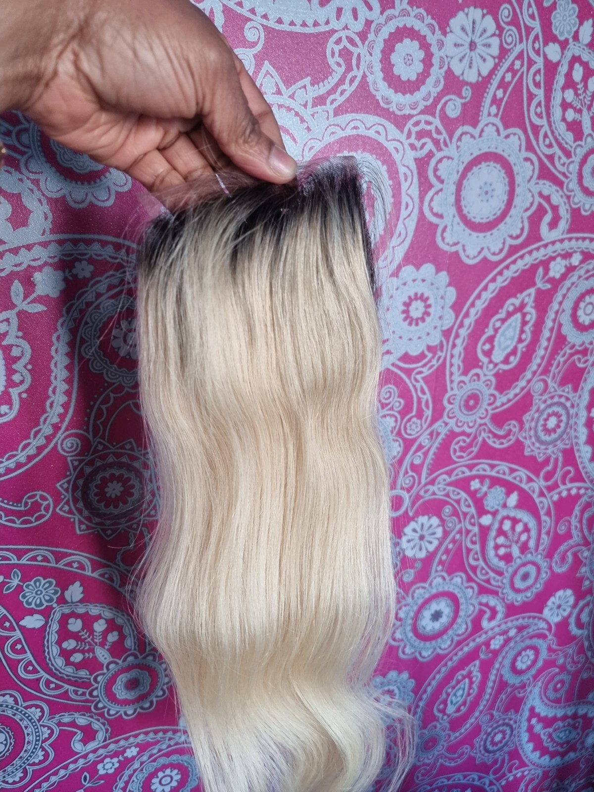 26INCHES BRAZILIAN VIRGIN HUMAN HAIR STRAIGHT CLOSURE 1B/613# ROOT 150% DENSITY