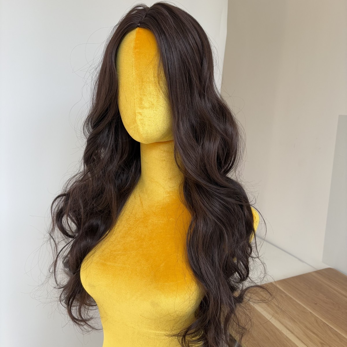 Cosplay Wigs Choc Brown Heat Resistant Synthetic Hair Halloween Long Wavy