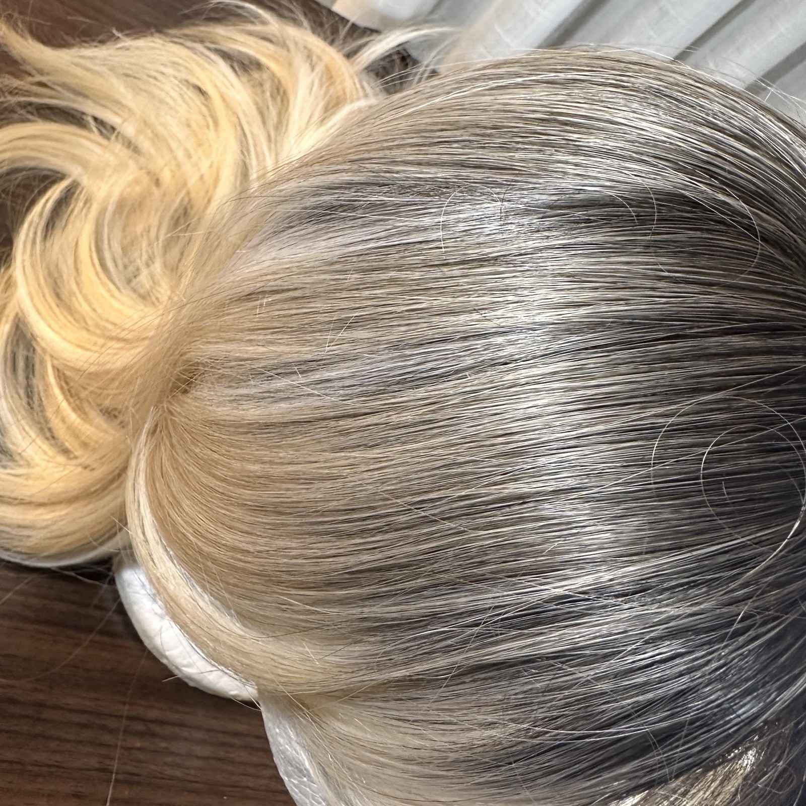 Blonde Ombre Wig Dark Roots Long Layered Synthetic Wig Natural Style
