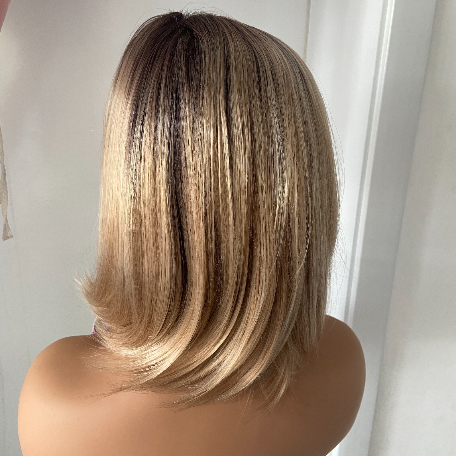 Bob Hairstyle Rooted Honey Blonde Mix Synthetic Hair Wigs Women Soft Natural
