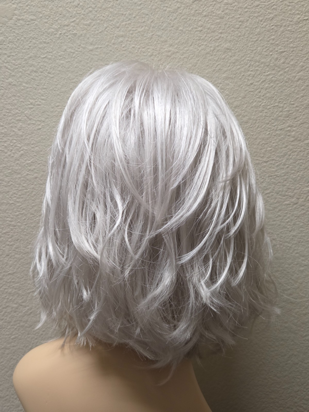HENRY MARGU PAIGE WIG WHITE #60 BASIC CAP LIMITED TO 15, NEVER WORN