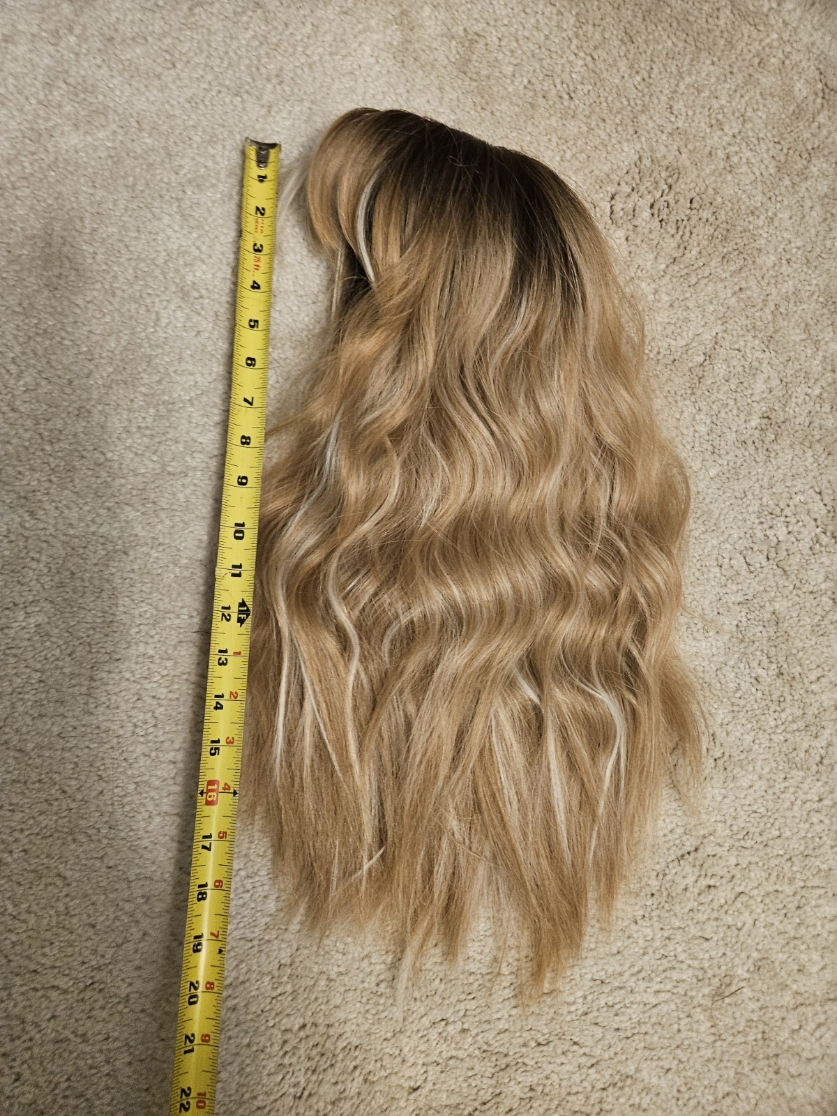 AMAZING MIXED HIGHLIGHTED BLONDE MID LENGTH WIG WITH BANGS