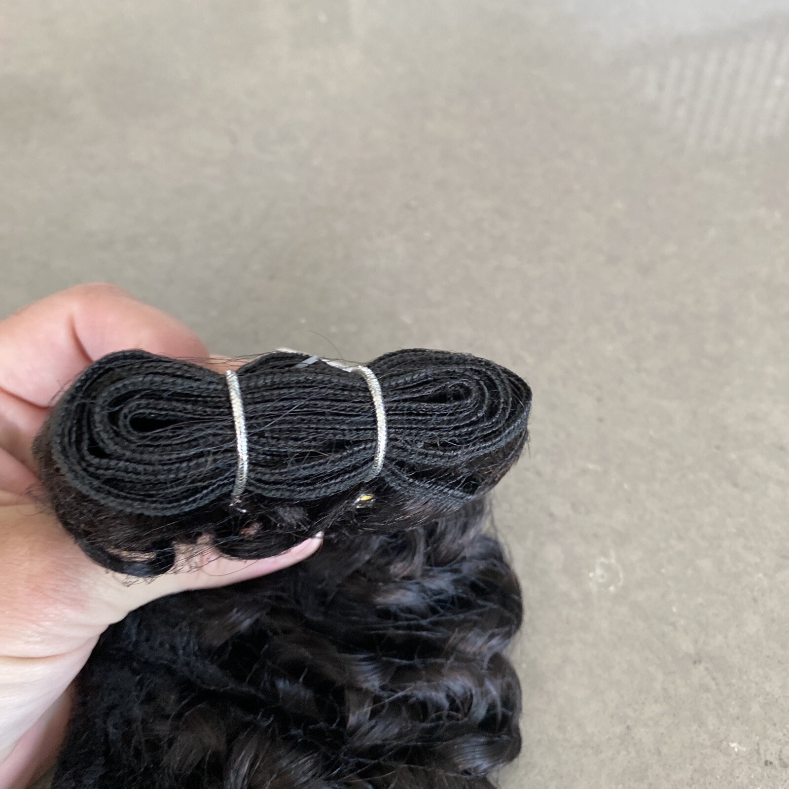 28” 100% Unprocessed Human Hair Weft Extension Wavy | New W/ Fast Shipping!