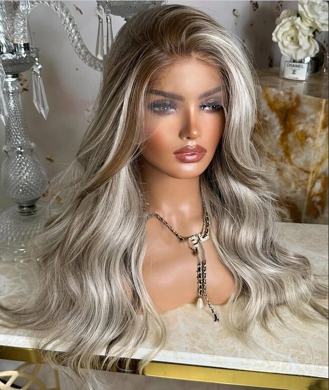 Ombre Creamy Beige Blonde Human Hair 13×4 Lace Front Wig for Women Daily