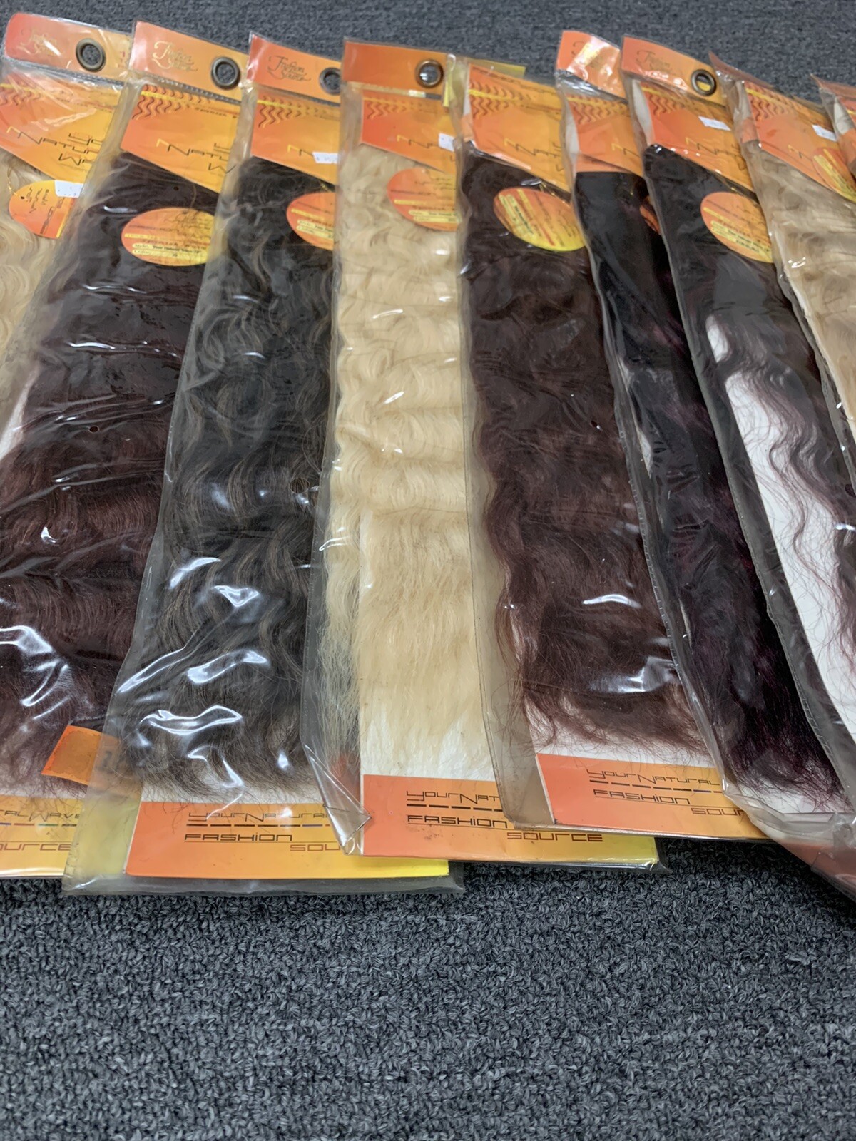 Fashion Source 100% Top Quality Human Hair ~ Spanish Wave ~ 18″ ~ Choose Color
