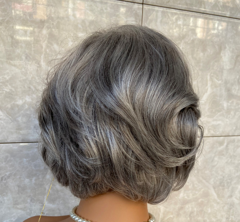 Salt and Pepper Gray Mix Wavy Hairstyle Synthetic Hair Wigs Women Soft