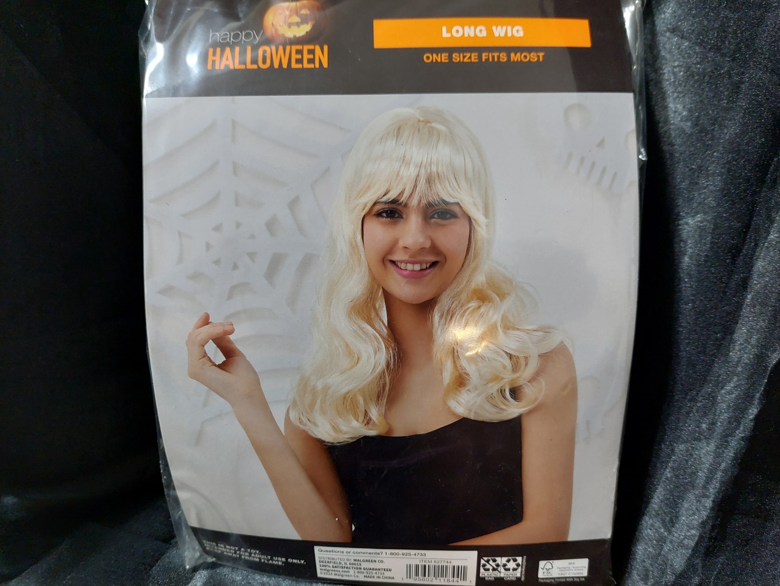 HAPPY HALLOWEEN LONG BLONDE WIG – ONE SIZE FITS MOST – SEALED NEW IN BAG