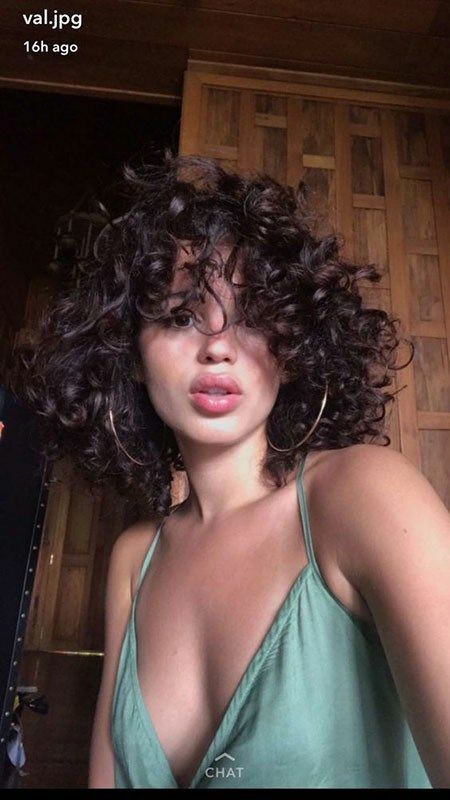 Afro Curly Wigs for Black Women Short Curly Wig with Bangs Soft Big Bouncy Curly