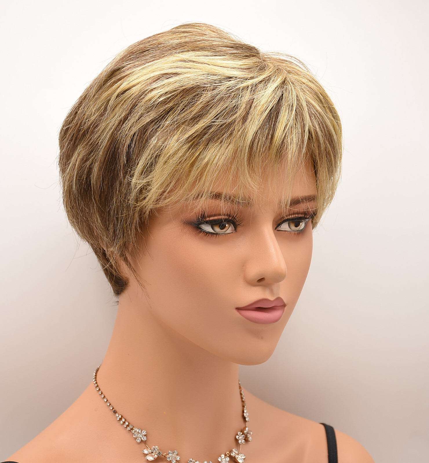 CRUSHING ON CASUAL ELITE Wig by RAQUEL WELCH, R11S+ CLEARANCE HandTied + Lace Ft