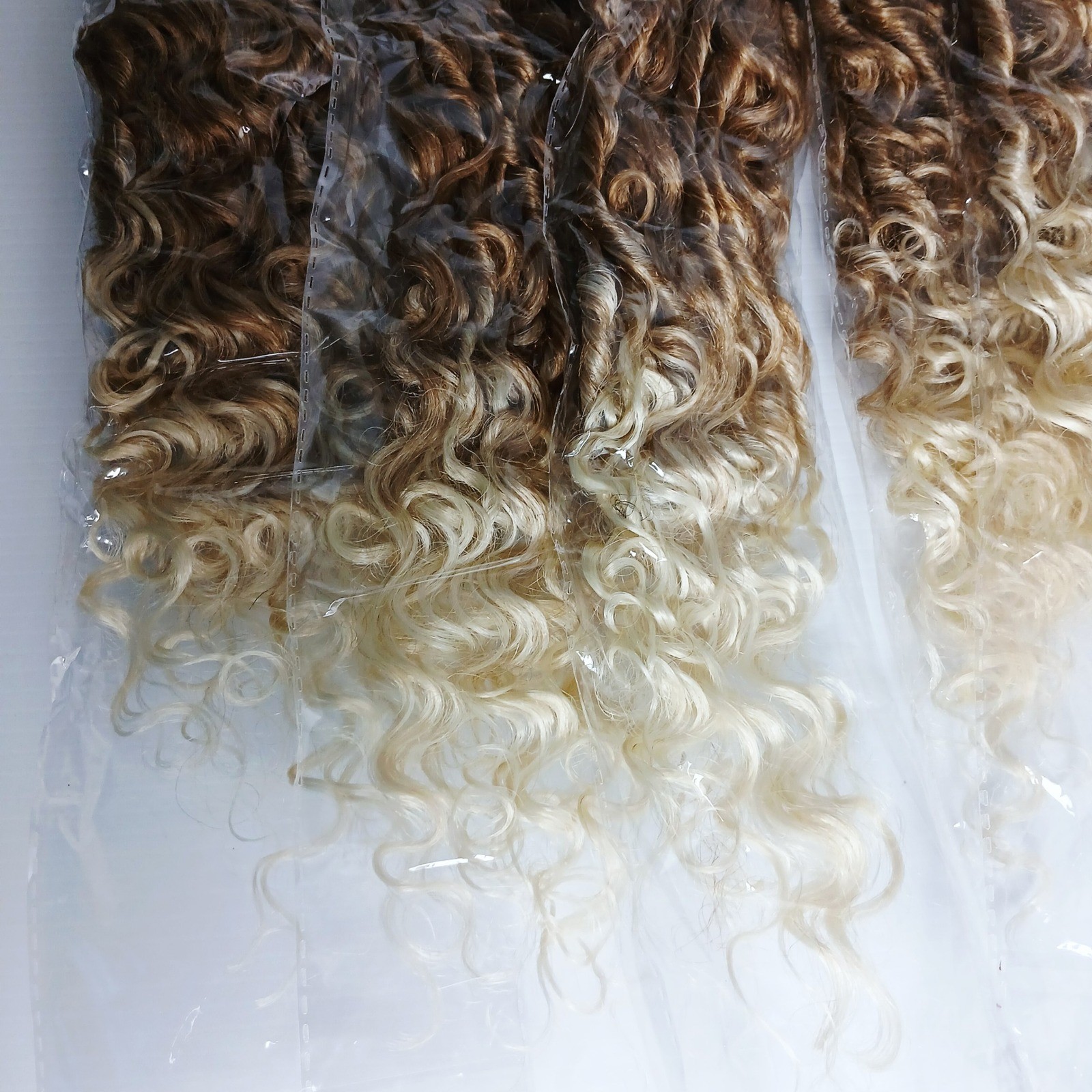 24 Inch Goddess Locs Crochet Hair 8 Packs #27/613 Ombre Blonde Boho