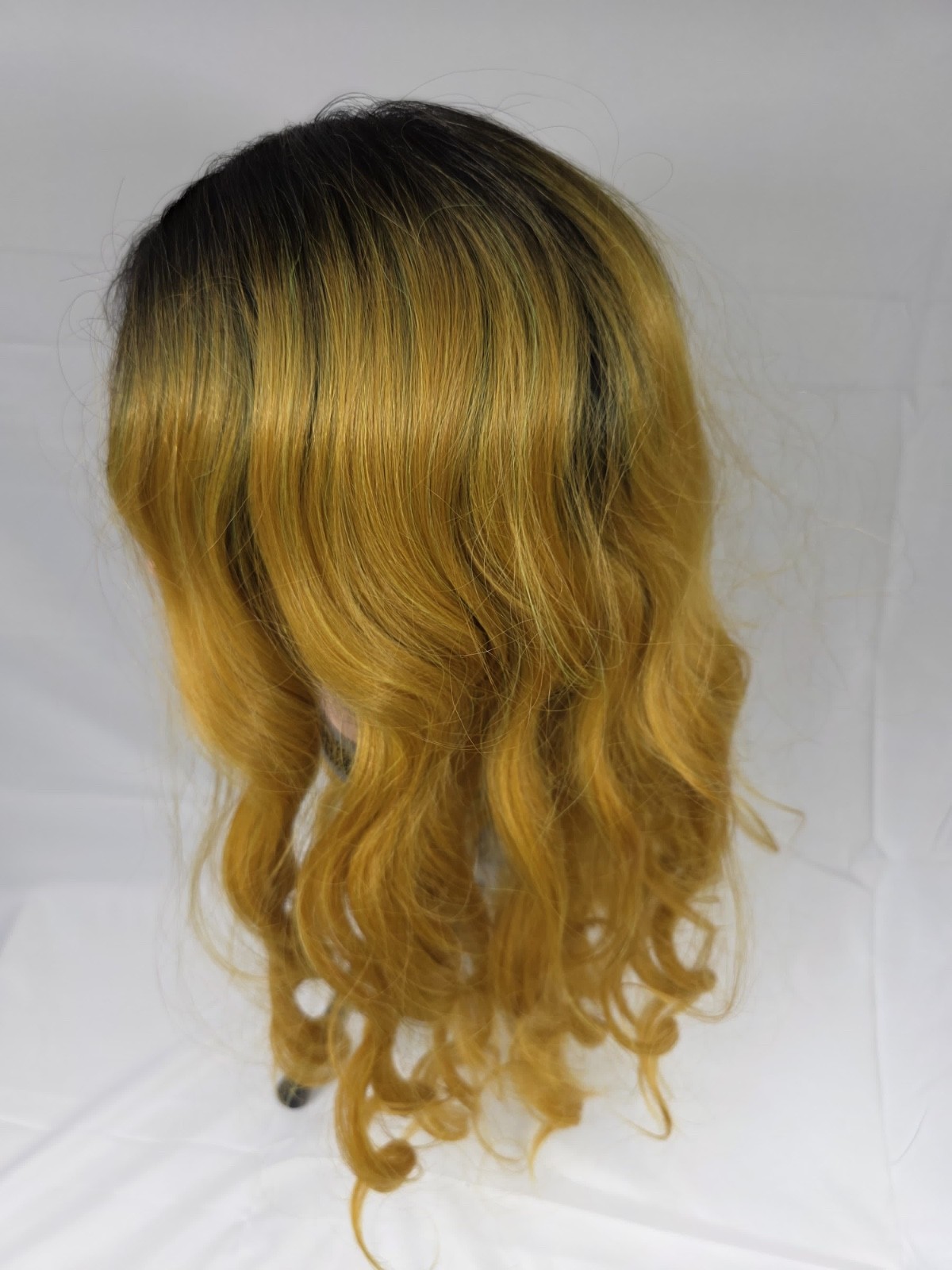 Sensationnel Dashly Lace Wig Unit 4 T27/613 Blonde Deep Side Part Lace Front Wig