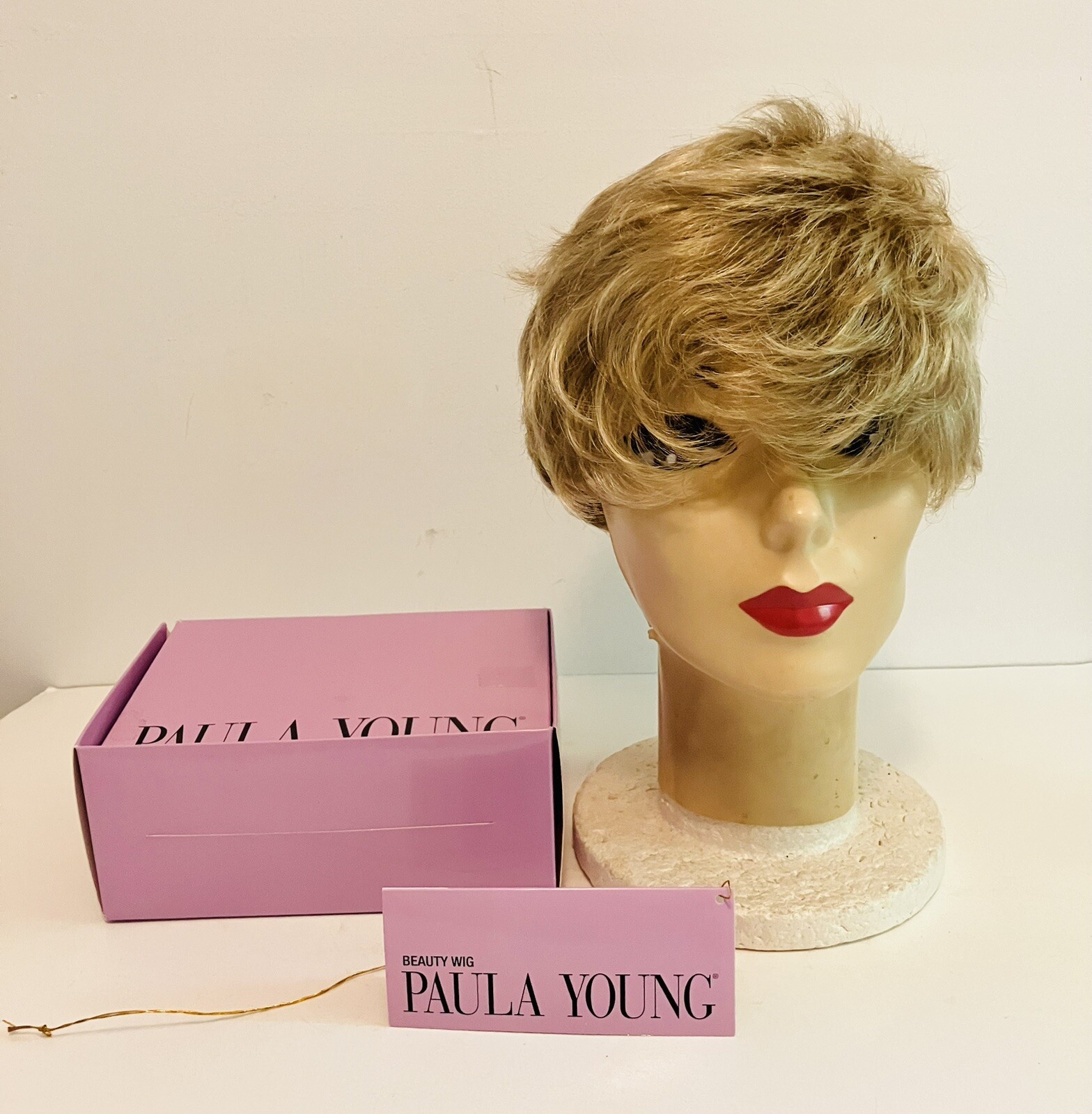 Paula Young Beauty Wig Celebrity A2049 Color 14/88A Average New in Box