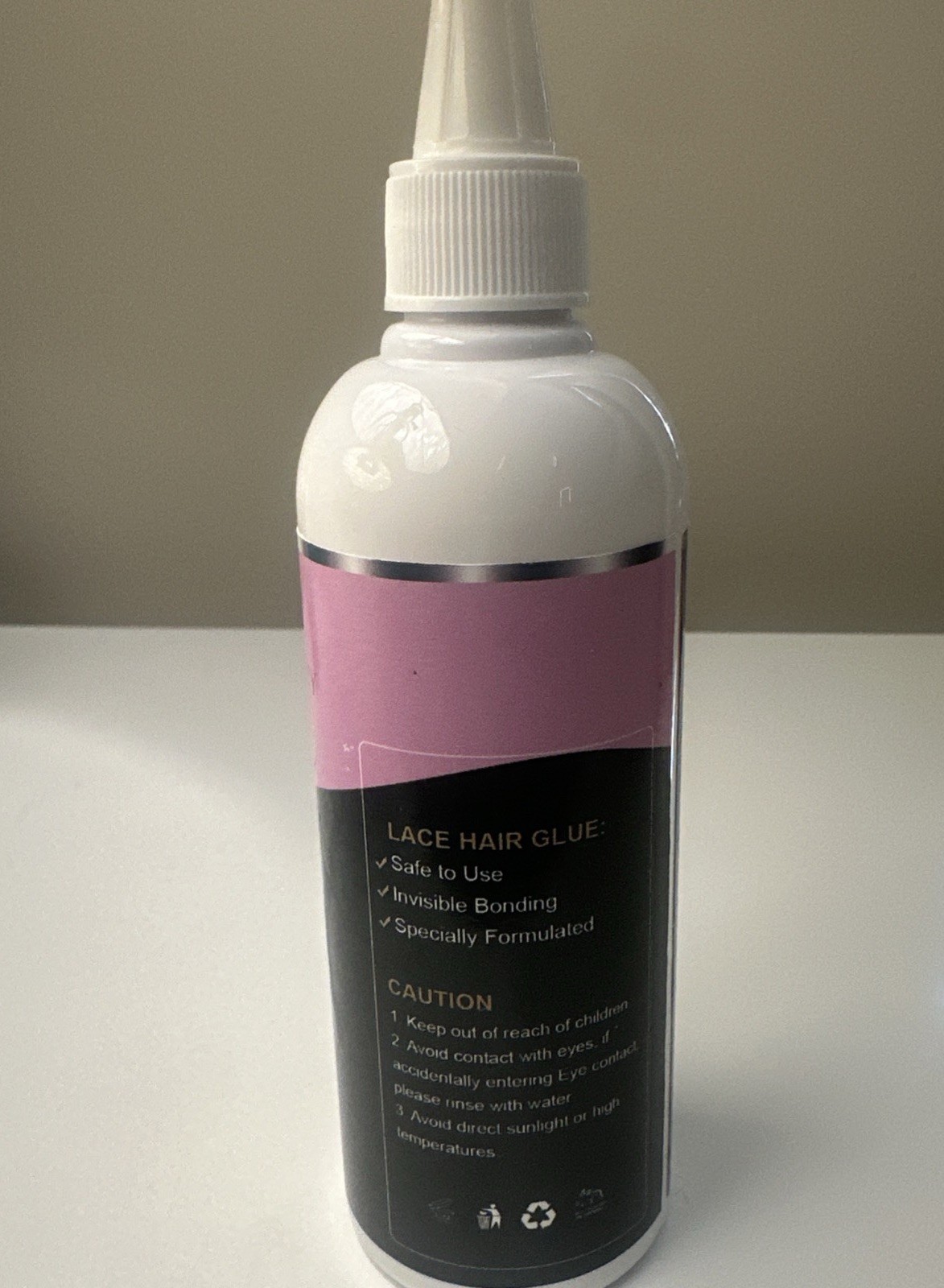 Berjbeauty Lace Wig Glue — Strong Hold Waterproof Adhesive