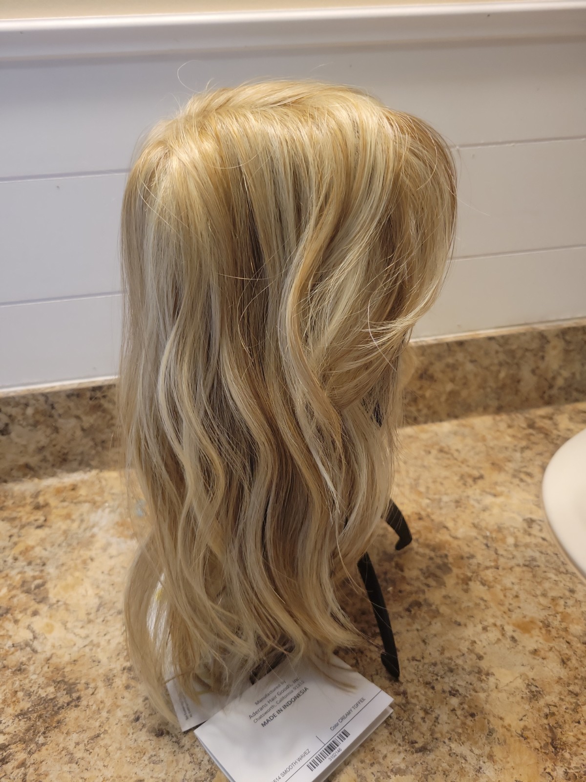 Rene of Paris Smooth Wavez Wig NEW With Tags In Color Creamy Toffee