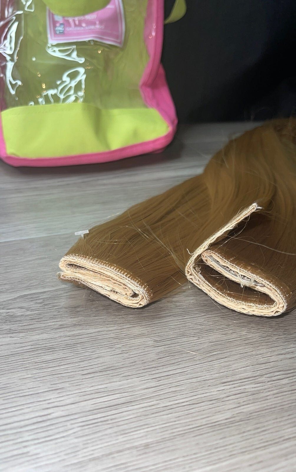 22” synthetic golden blonde hair with wash and accessories new