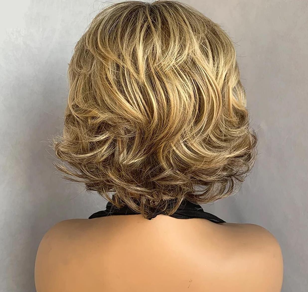 2026 Women Brown Blonde mix Short Hair Wigs Daily Party Natural Full Wig