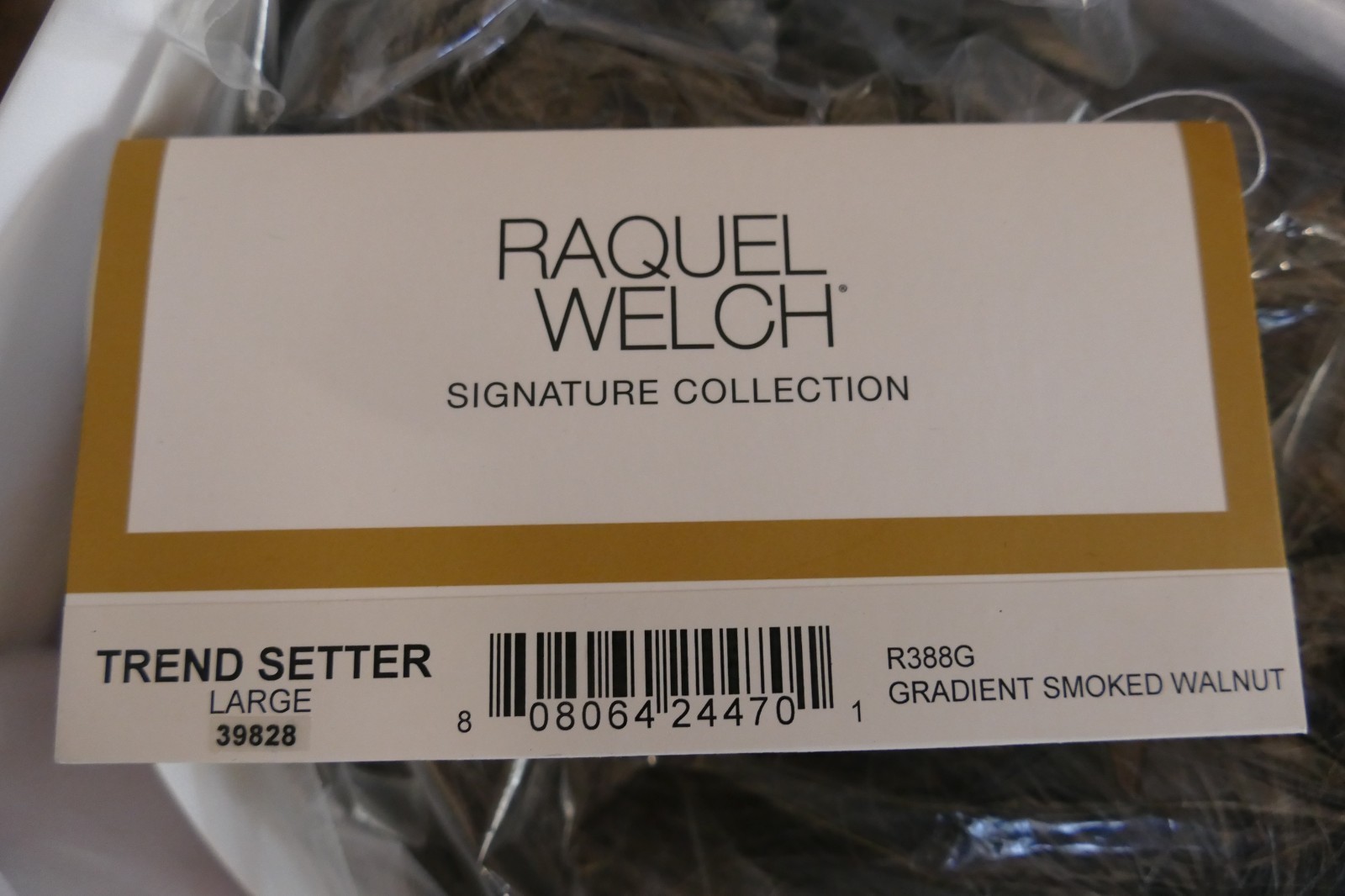 Trend Setter | Large Cap | Classic Cap | Raquel Welch | 39828 Smoked Walnut