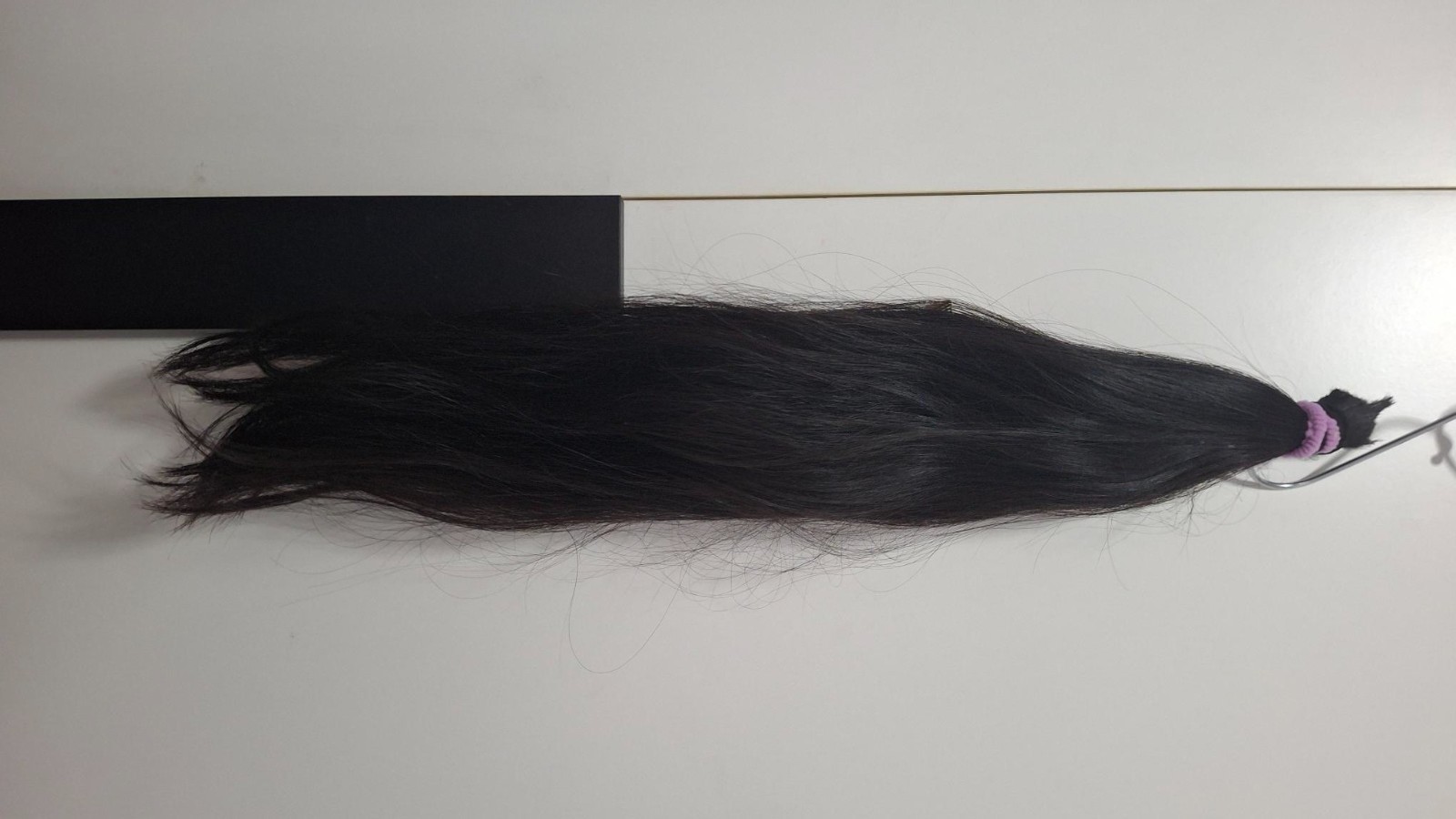 Myanmar MODEL wants a change: silky 27 inches 4.73 oz with video