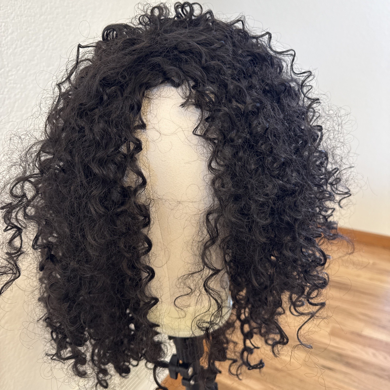 Kinky Curly Long Lace Cap Black 26”Synthetic Big Hair. Very Nice 79