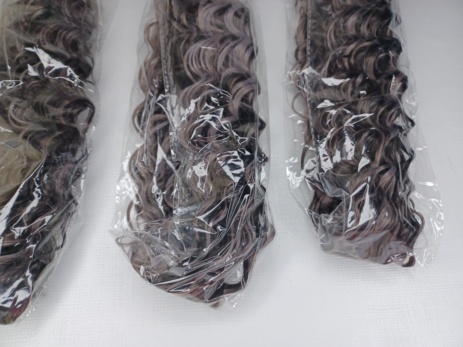 3 Bundles 34″ Hair Extensions Body Wave Black & Grey