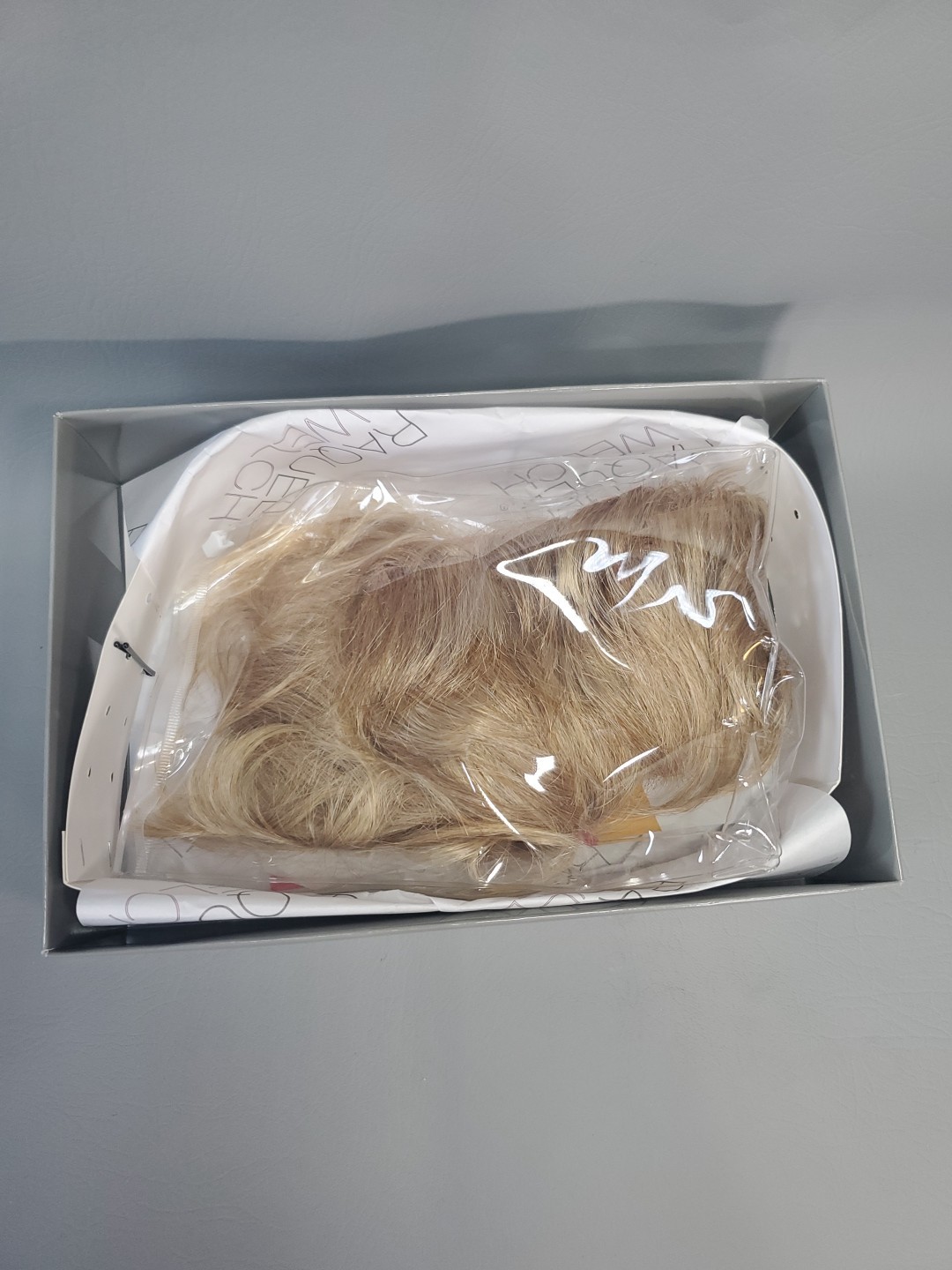 Raquel Welch ‘Crushing on Casual’ Wig – R25 Ginger Blonde – Lace Front