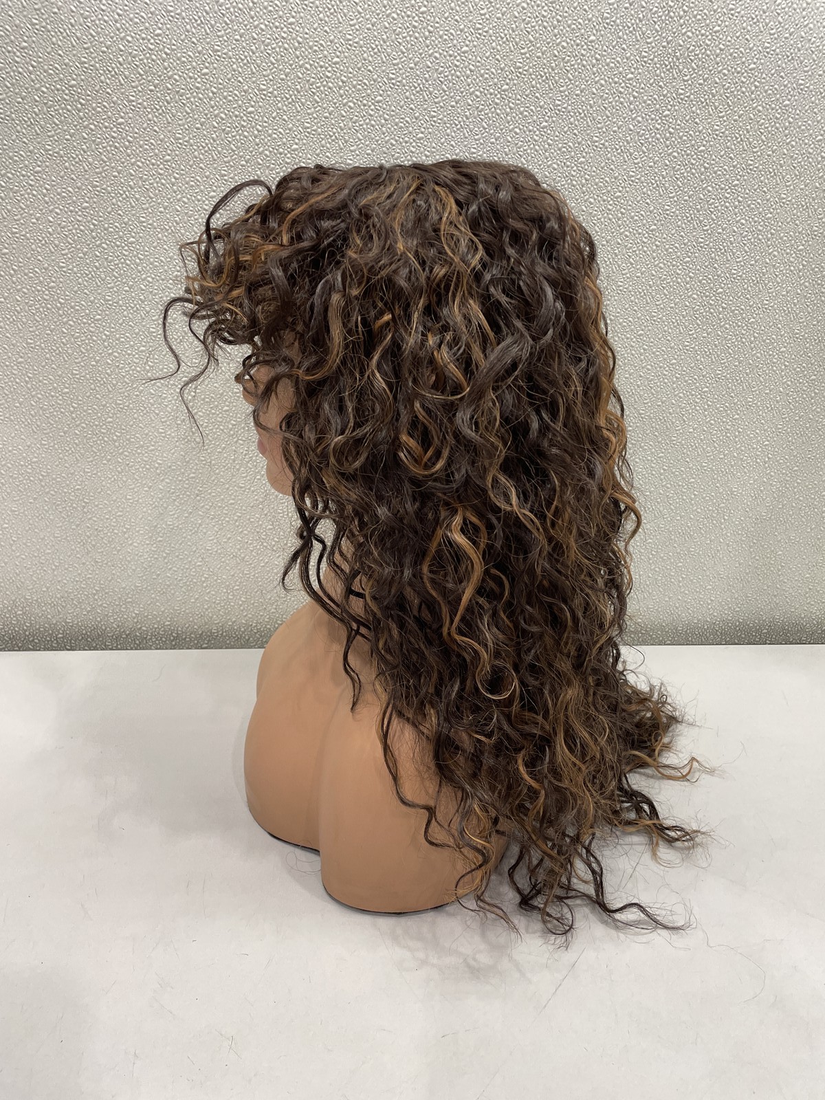 Gorgius Brown Highlights Fiber & Human Hair Blend Curly Wig With Bangs 20″