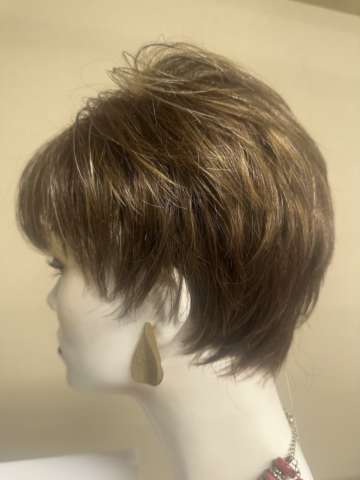 “EMMITT” by ESTETICA in color Carmel Kiss with a Classic Cap Reg. $178.00 ❤️