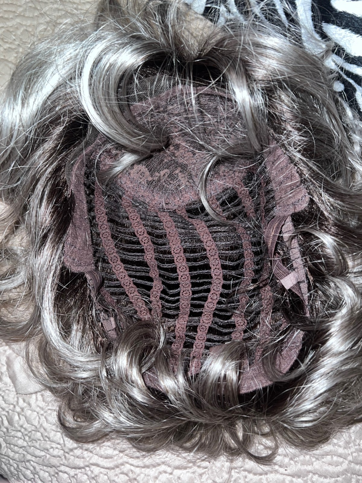 STYLE by Jaclyn Smith Malibu Waves Wig A5015 Large Gorgeous, Mint Condition!
