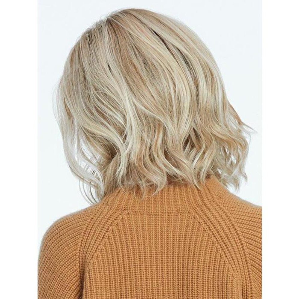 SIMMER Elite – Wig By Raquel Welch