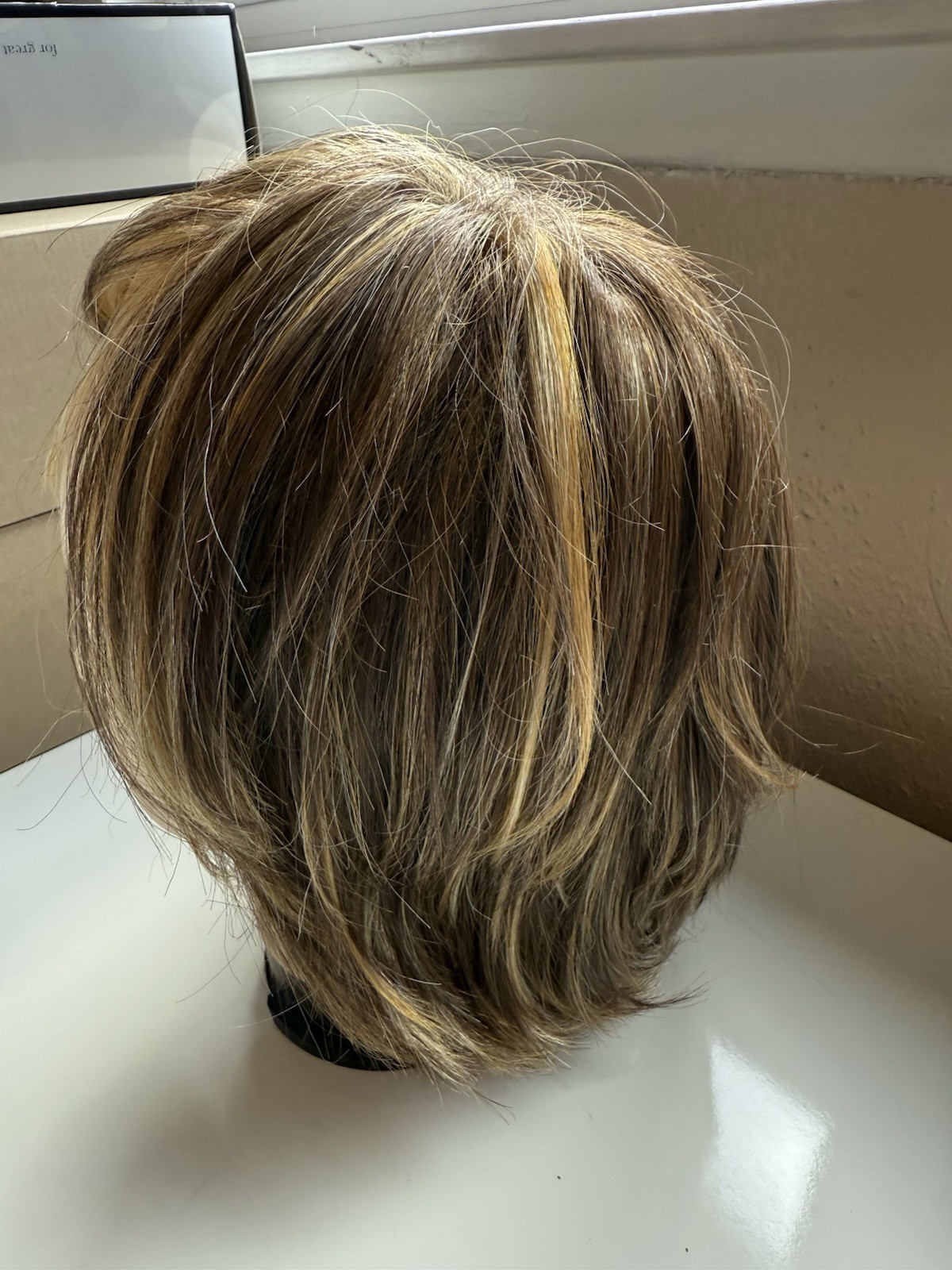 Estetica Deena Lace Front Bob Wig R8/26H Brown Frost Synthetic Pre-Owned