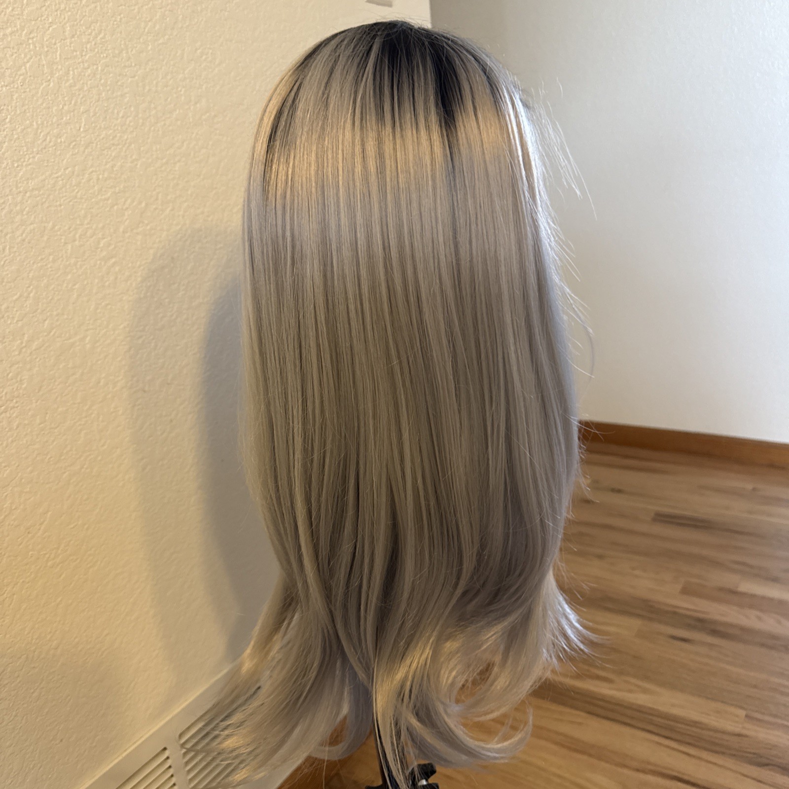 Lace Frontal Wig 25” So Soft Beautiful Silver Gray Ombré Black Top 207