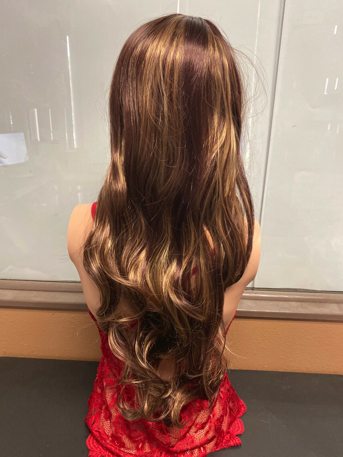 23″ Golden Brown to Gold Ombre Long Wavy Curly Blonde Wig Women’s Synthetic Hair