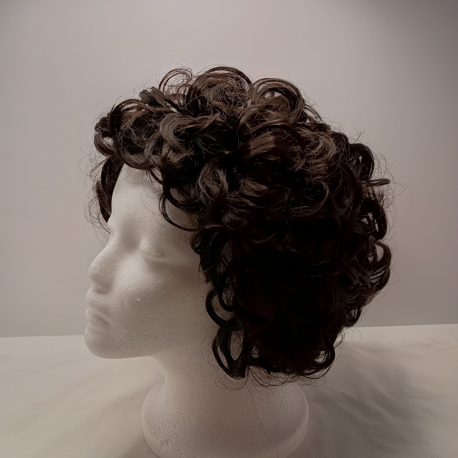 ON TREND CURLY SHORT CLASSIC STYLE Quality Synthetic Wig Hair