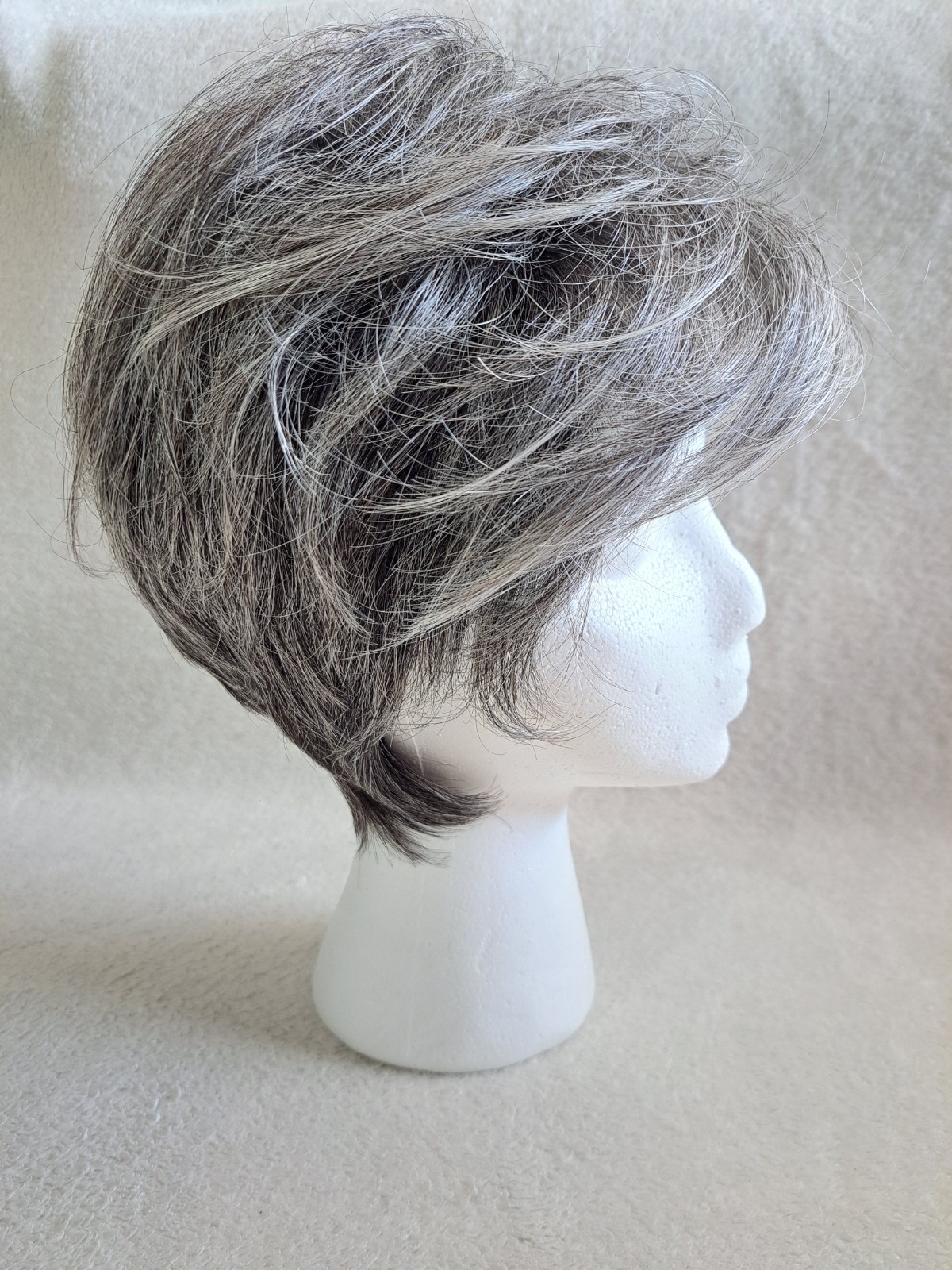 Raquel Welch Sheer Indulgence Wig RL511 Sugar & Charcoal Crowd Pleaser Hairuwear