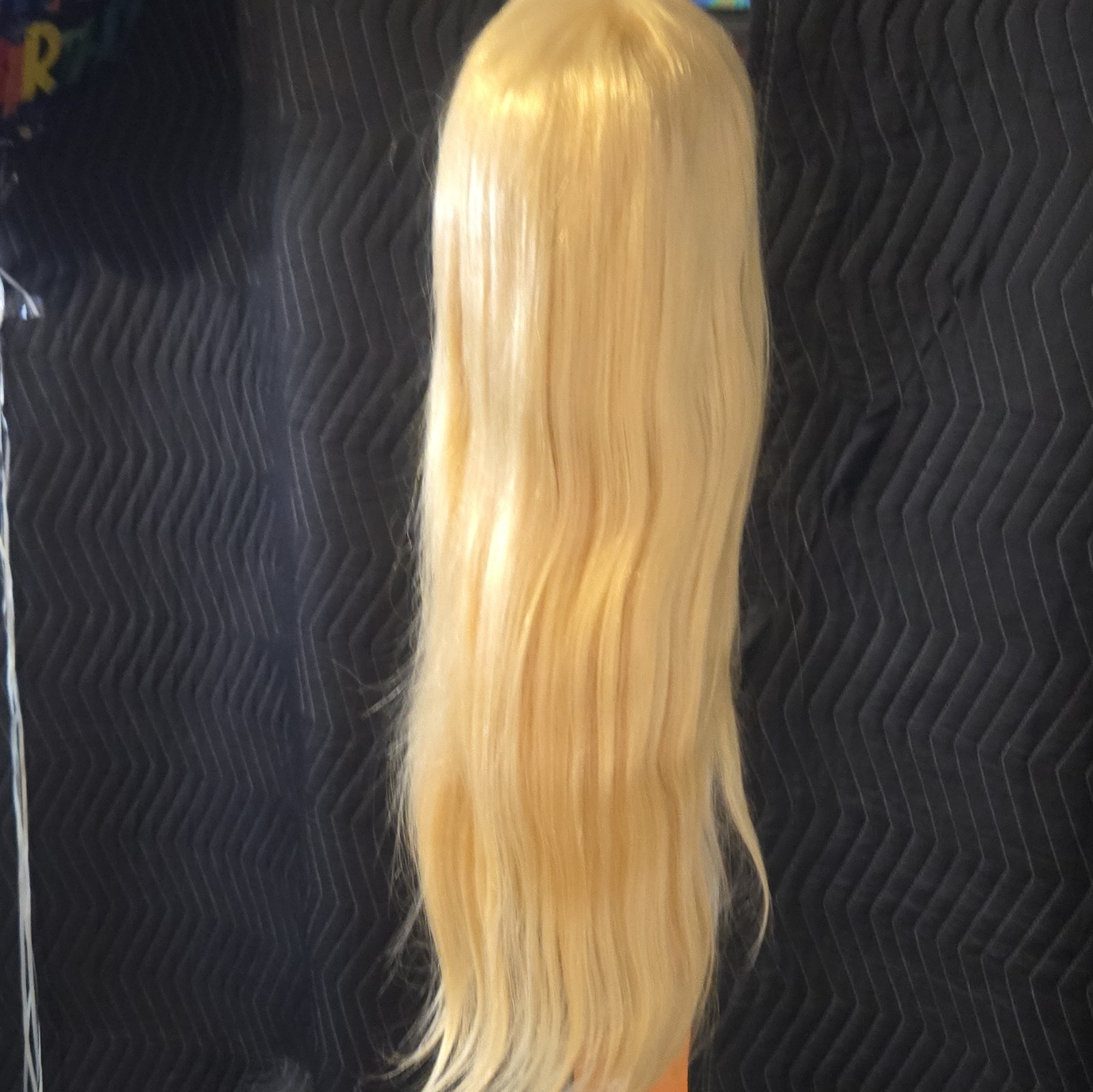 UNice Glueles Lace Front Human Straight Blonde Wig Middle Part 24in / 234gm