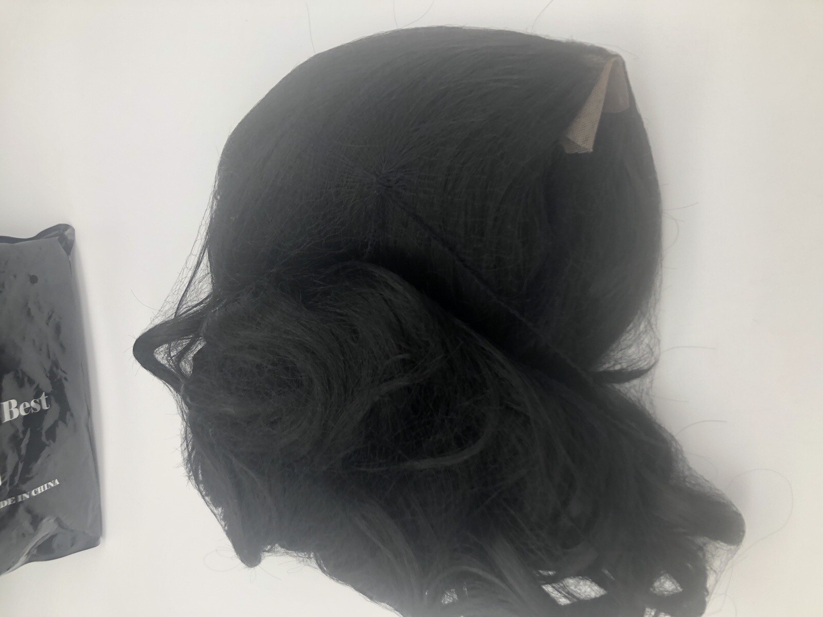 AISI Queens Black Long Wavy 24 Inch Wig with Middle Part Synthetic w/Wig Cap