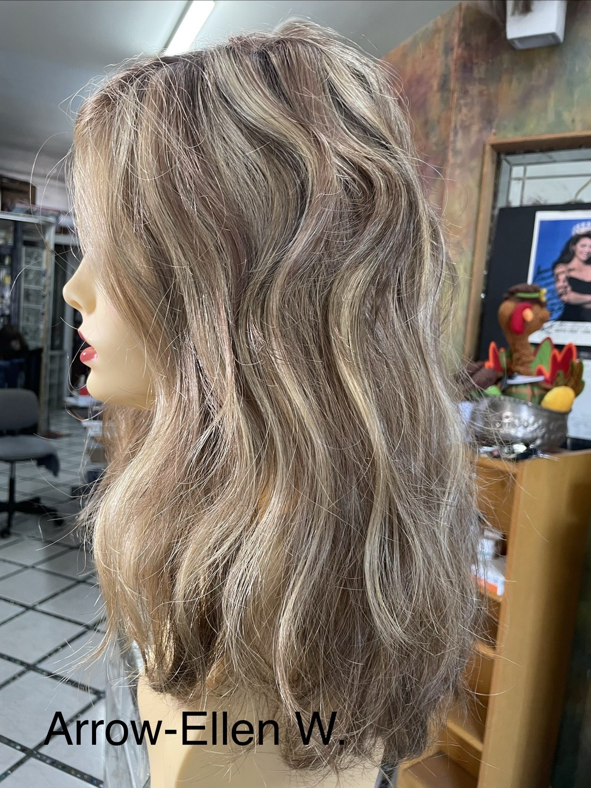 “ARROW” WIG *ELLEN WILLE* Color LIGHT BERNSTEIN-Extended Lace Front, Mono Part