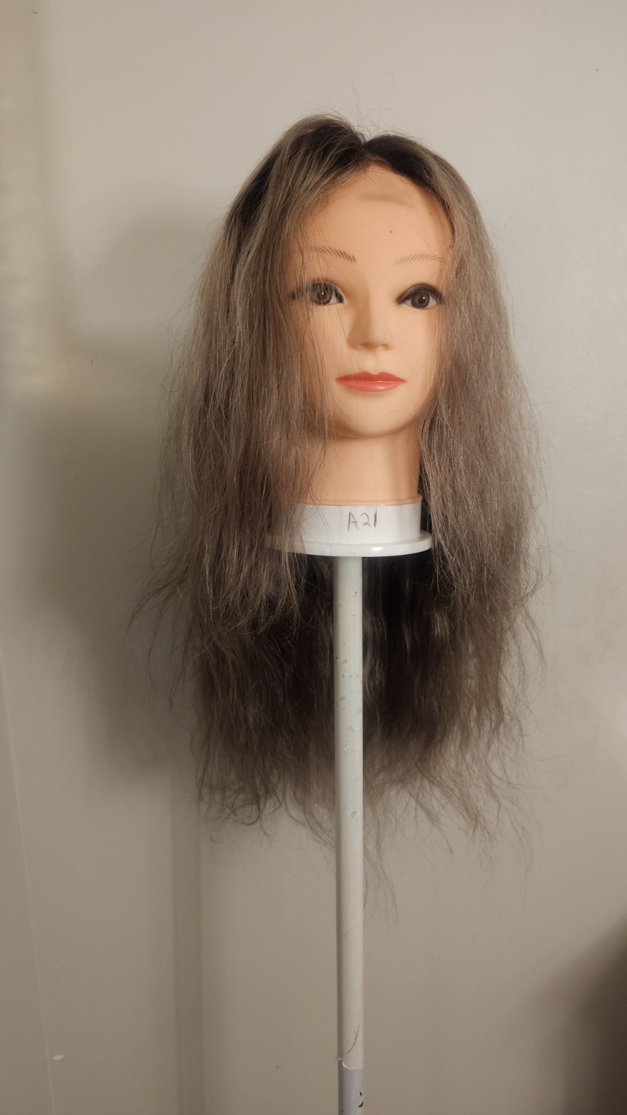 High Quality regular Top 22 to 24″ grey curly 100% Virgin Human Hair Lace Wig