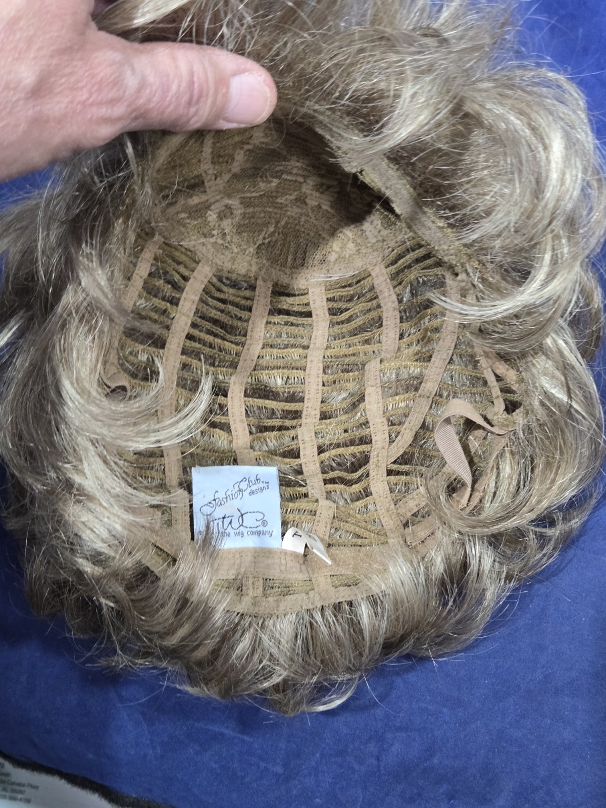 The Wig Company Tiffany Wig 18/22 Ash Blonde Frost Short Curly Voluminous TWC