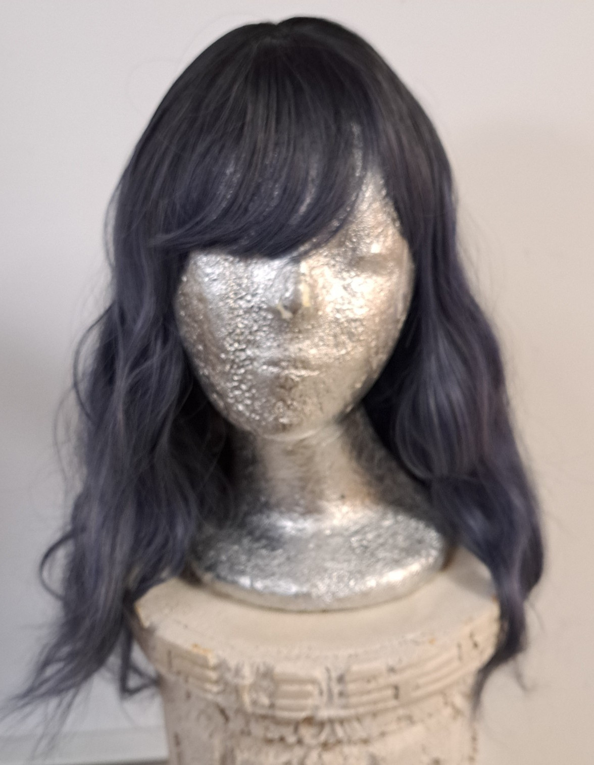 Wig Blue Gray Ombre Long Wavy 20″ synthetic bangs New w/ cap
