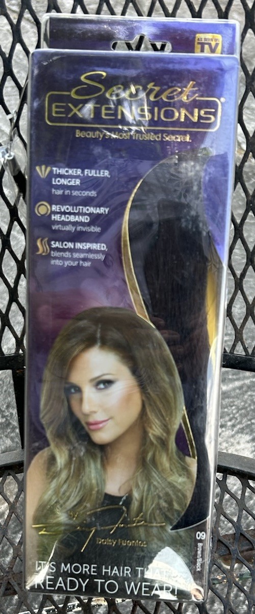 Secret Extensions Beauty’s Most Trusted Secret By Daisy Fuentes Brown/Brown New