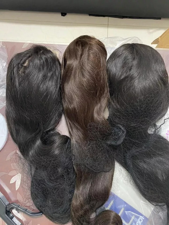 28″ SILK BASE TOP BRAZILIAN GLUELESS FULL LACE WIG LIGHT BROWN 4# 200% DENSITY