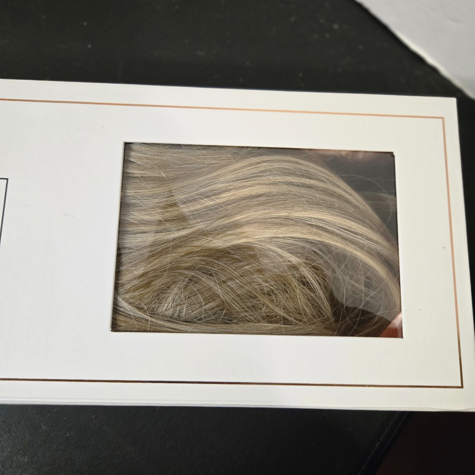 Styles by Soma SBS Synthetic Wig Outstanding Ovation Frosted Blonde New Open Box