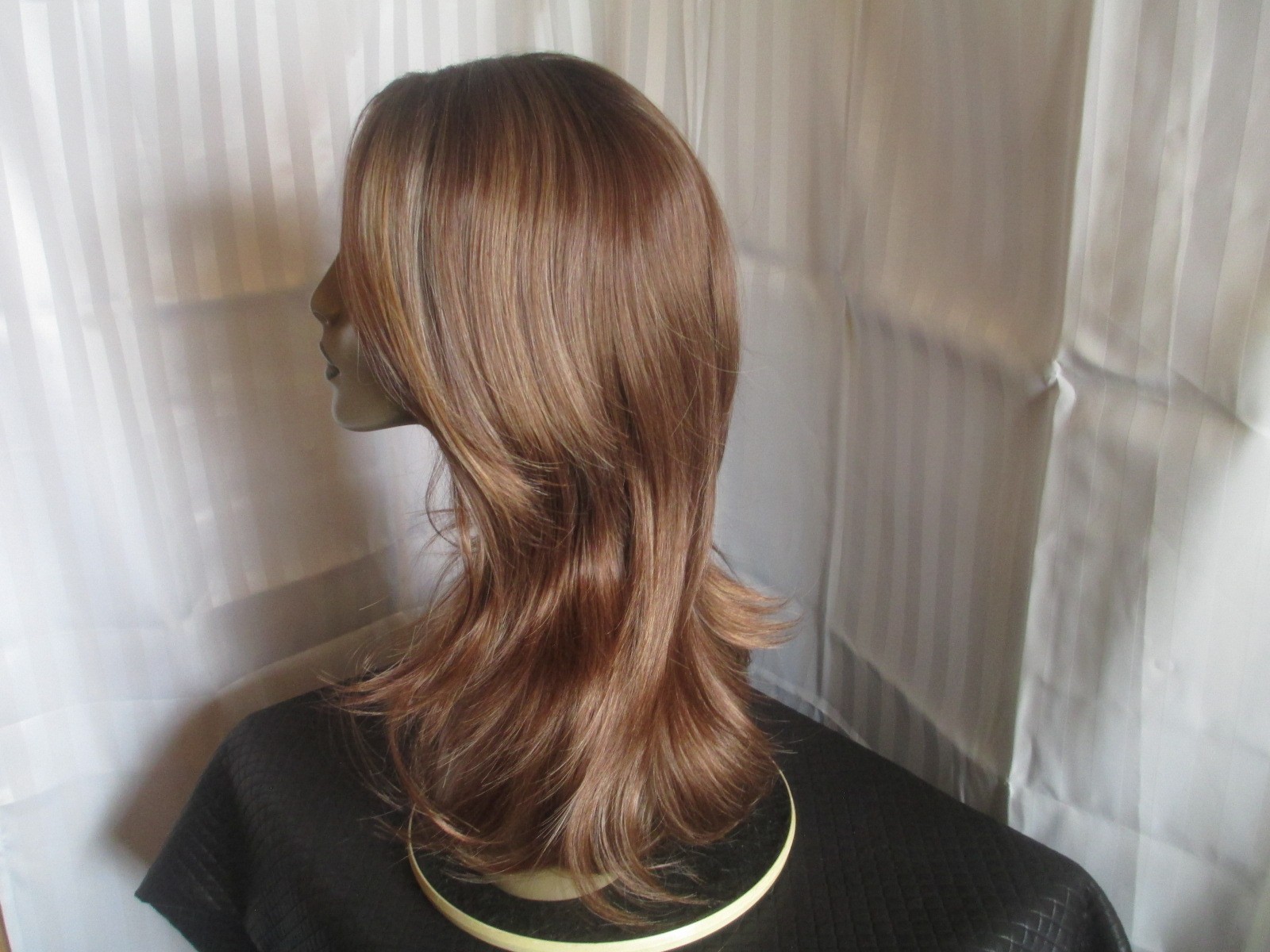 Renershow wig long layer, auburn w/brown long curtain bangs black roots NEW