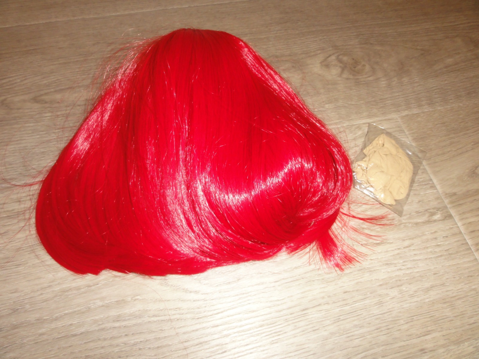 ! NEW ADULT 12 INCH BRIGHT RED SHORT STRAIGHT BOB WIG WITH BANGS & WIG CAP