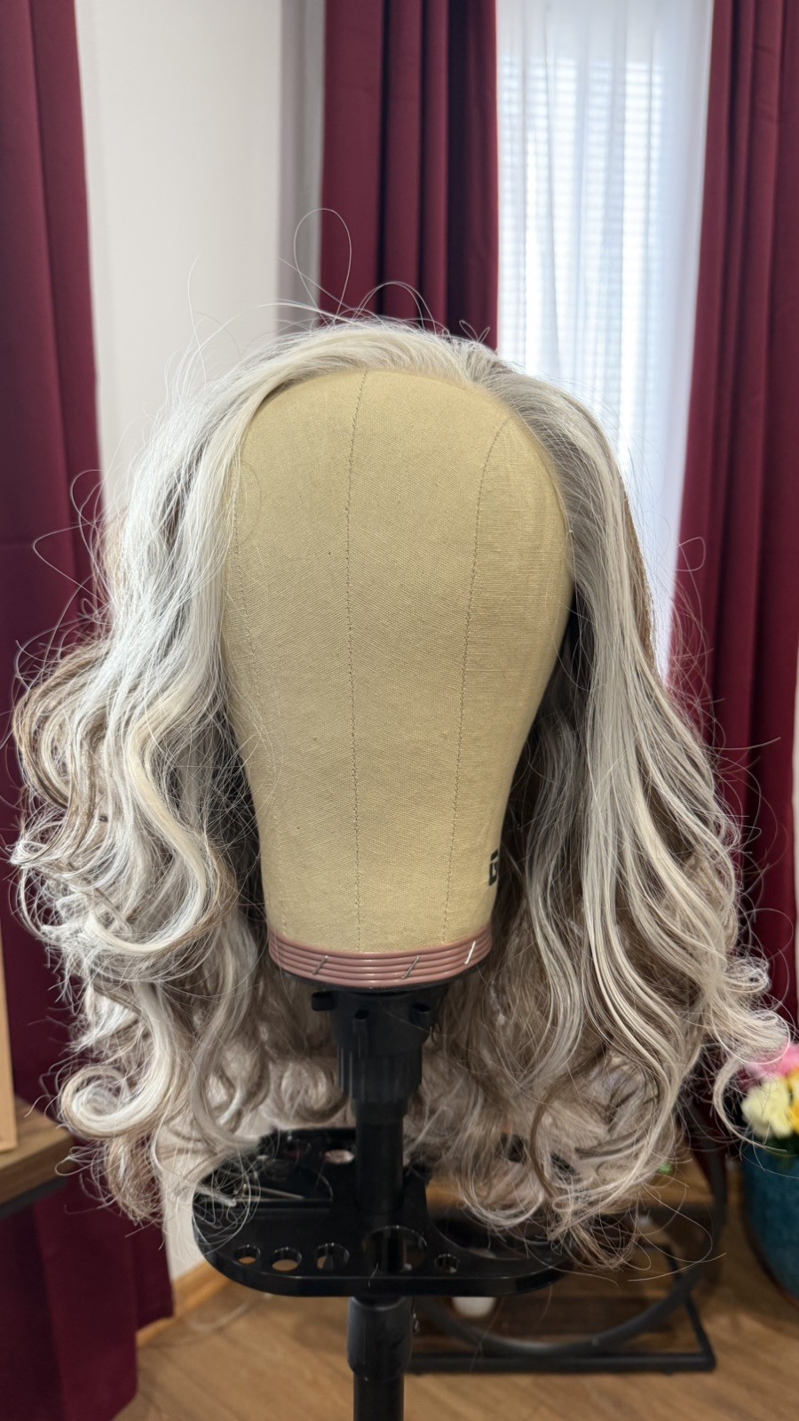 Imstyle – BEVERLY – Beige Blonde Brown – 13×6 Lace Front – BRAND NEW NEVER USED