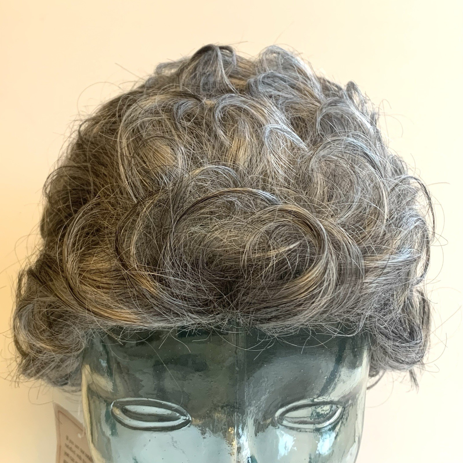 The Wig Company TWC Basics ENCORE ONYX GRAY Capless Open Wefted Size Average NEW