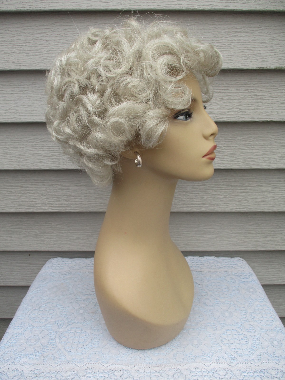 Tony of Beverly ? MYSTERY WIG PLATINUM BLONDE Shade Hand Tied ? VINTAGE